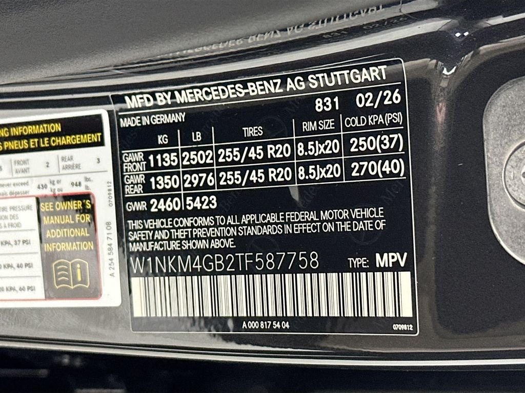 New 2026 Graphite Grey Metallic Mercedes-Benz GLC 300 image 34