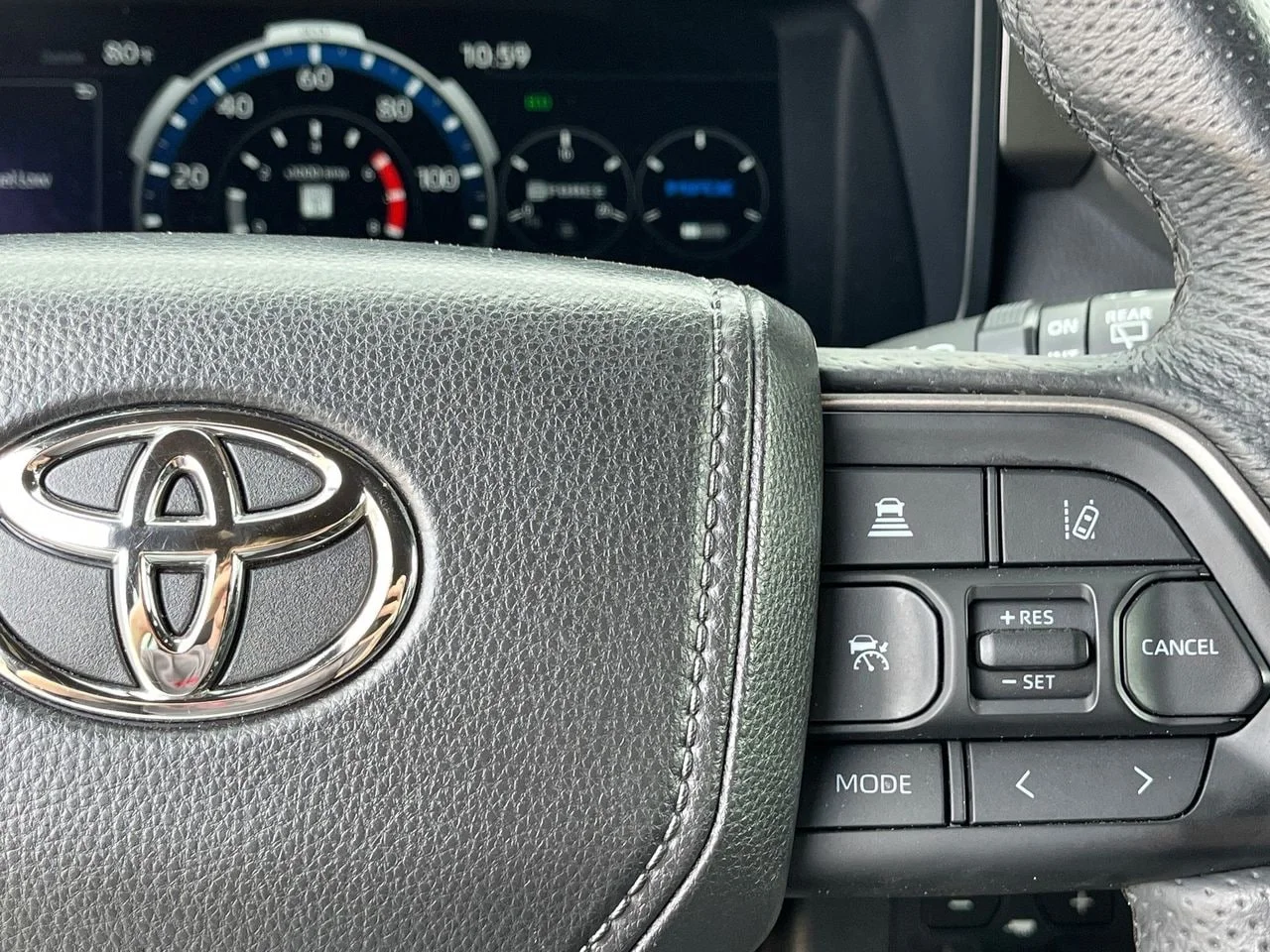 2025 Toyota Sequoia SR5 - Photo 20