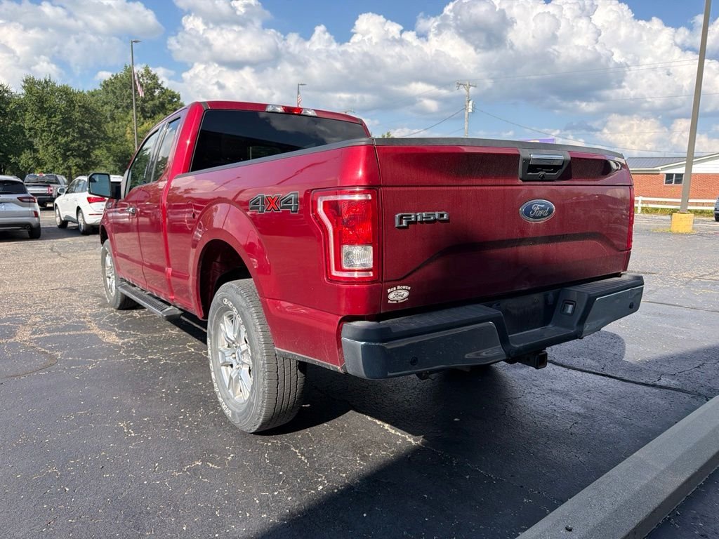 Used 2017 Red Ford XLT image 4