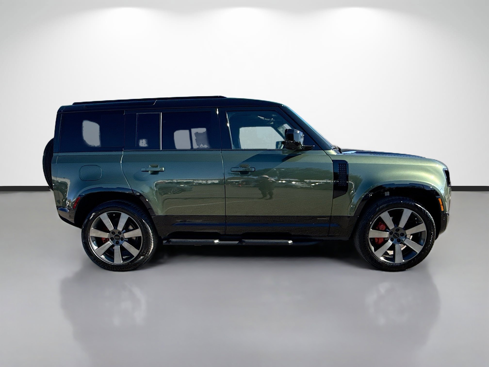 2026 Land Rover Defender X - Photo 6
