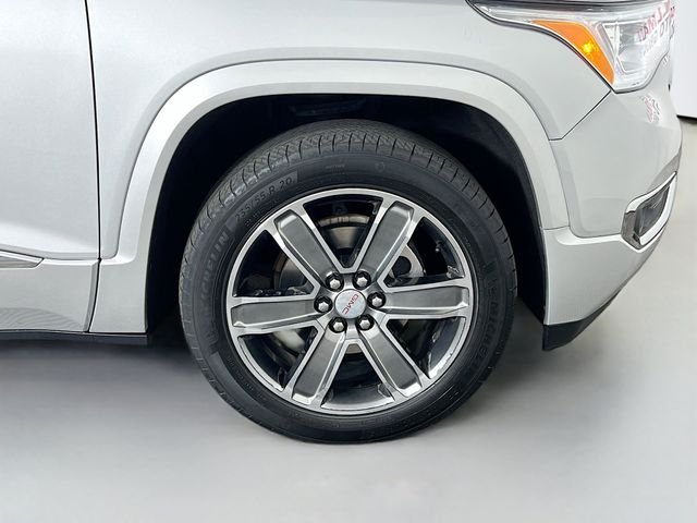 2017 GMC Acadia Denali - Photo 40