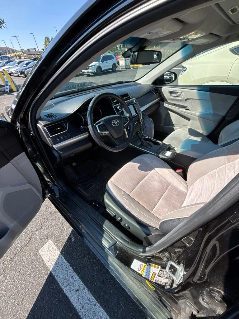 Used 2015 Attitude Black Toyota XSE V6 image 6
