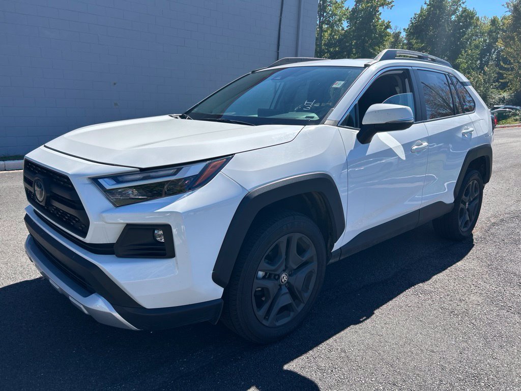 Used 2024 White Toyota Adventure image 14