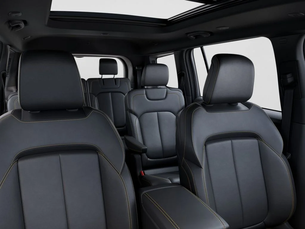 New 2026 Silver Zynith Jeep  image 26