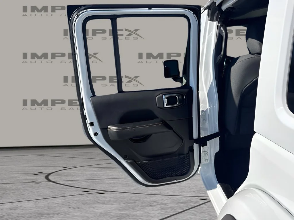 Used 2026 White Jeep Sahara image 25