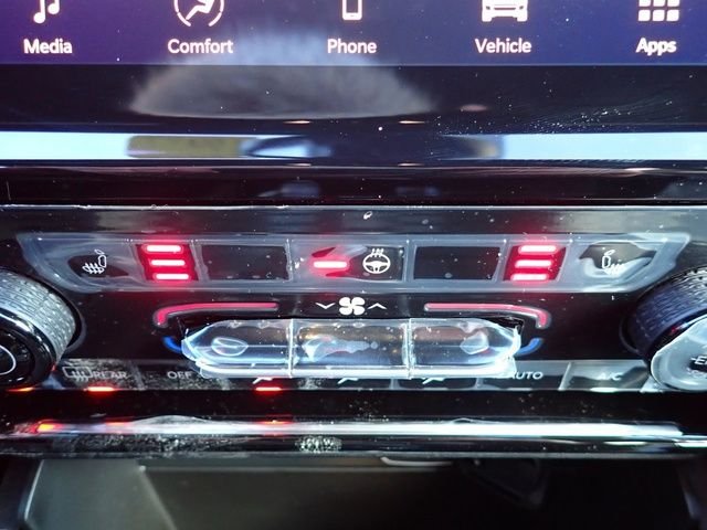 New 2025 Velvet Red Pearl-Coat Exterior Paint Jeep Limited image 18