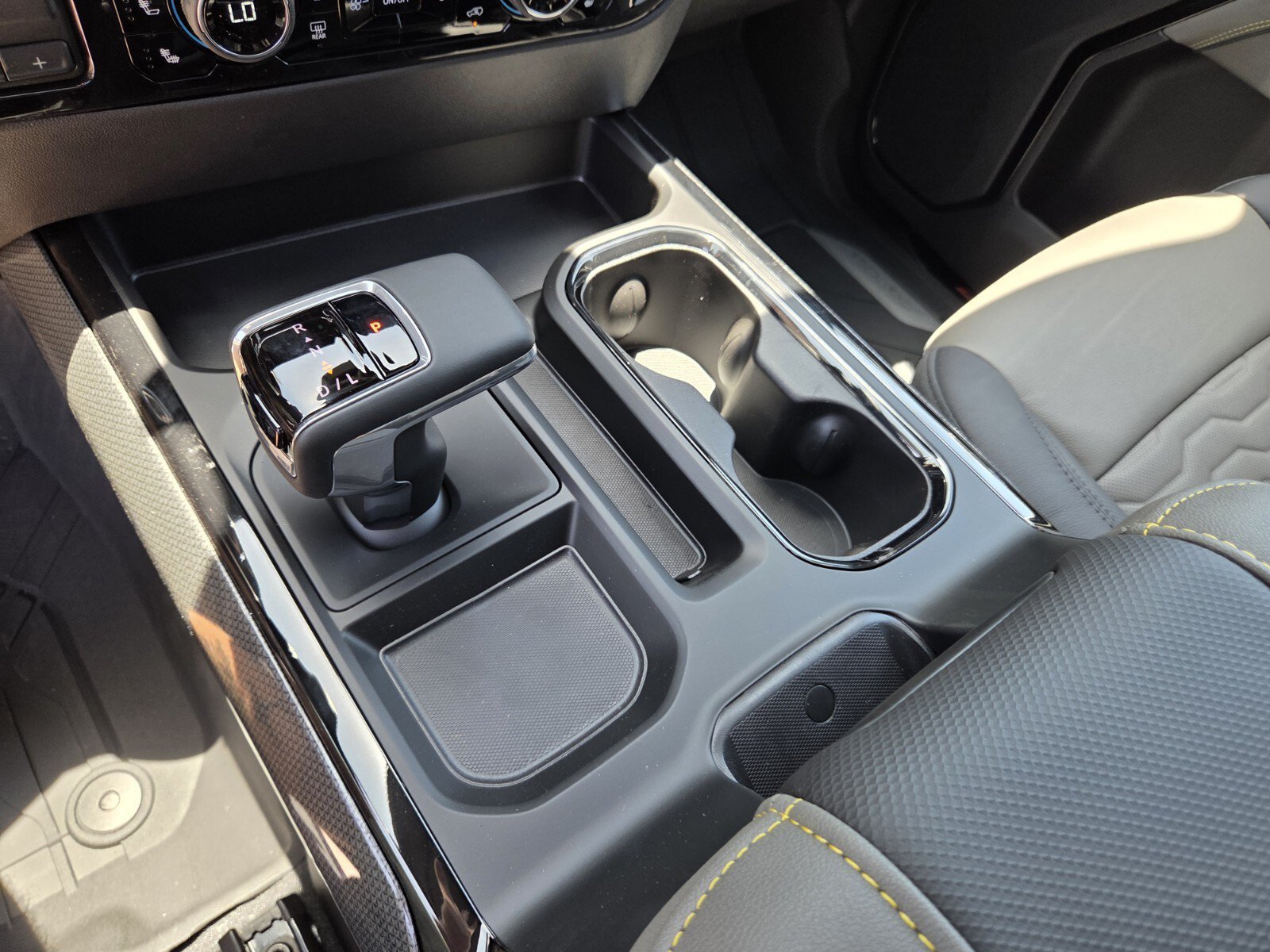 2026 Chevrolet Silverado 1500 ZR2 - Photo 28
