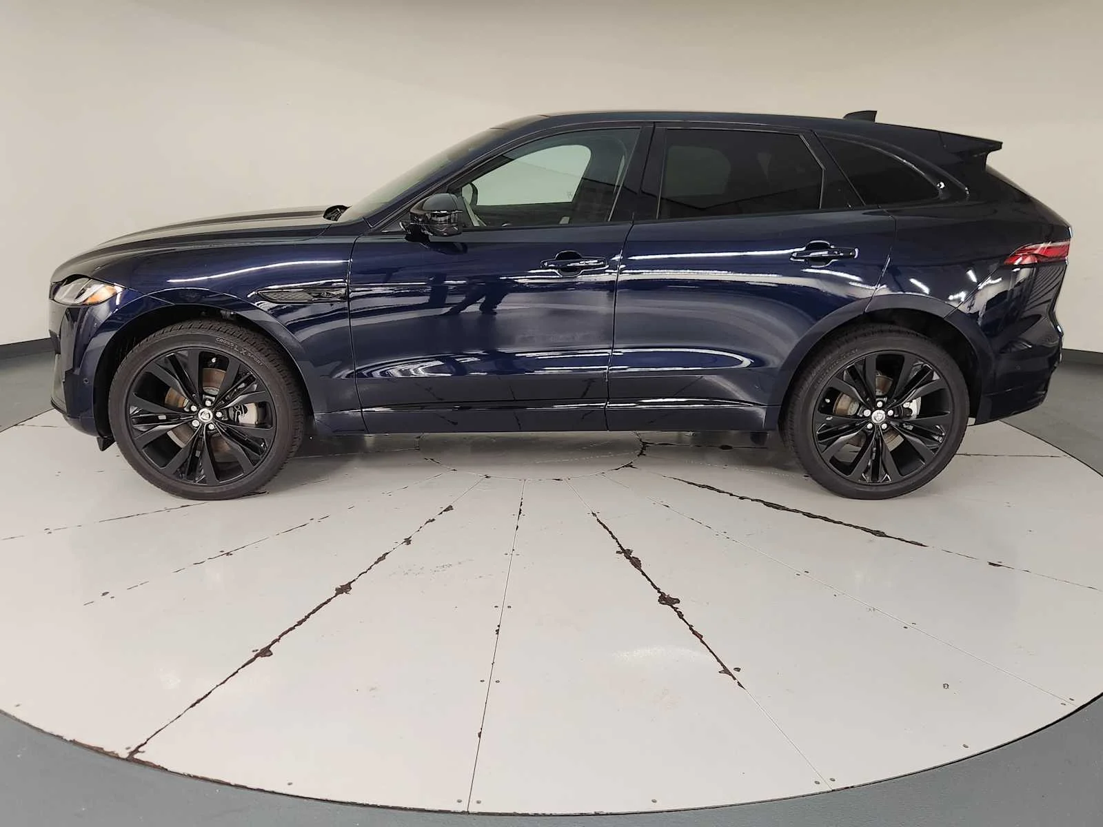New 2026 Portofino Blue Metallic Jaguar R-Dynamic S - P250 AWD image 6