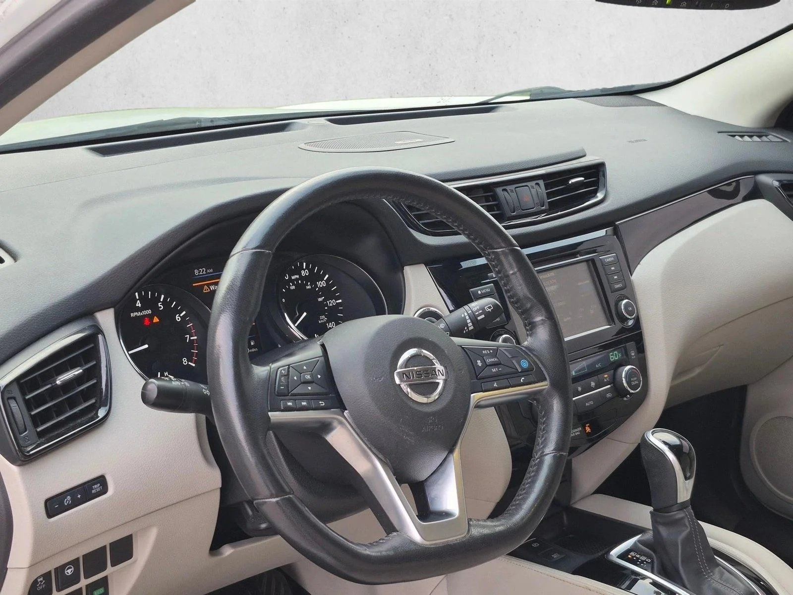 Used 2019 Pearl White Tricoat Nissan SL image 6