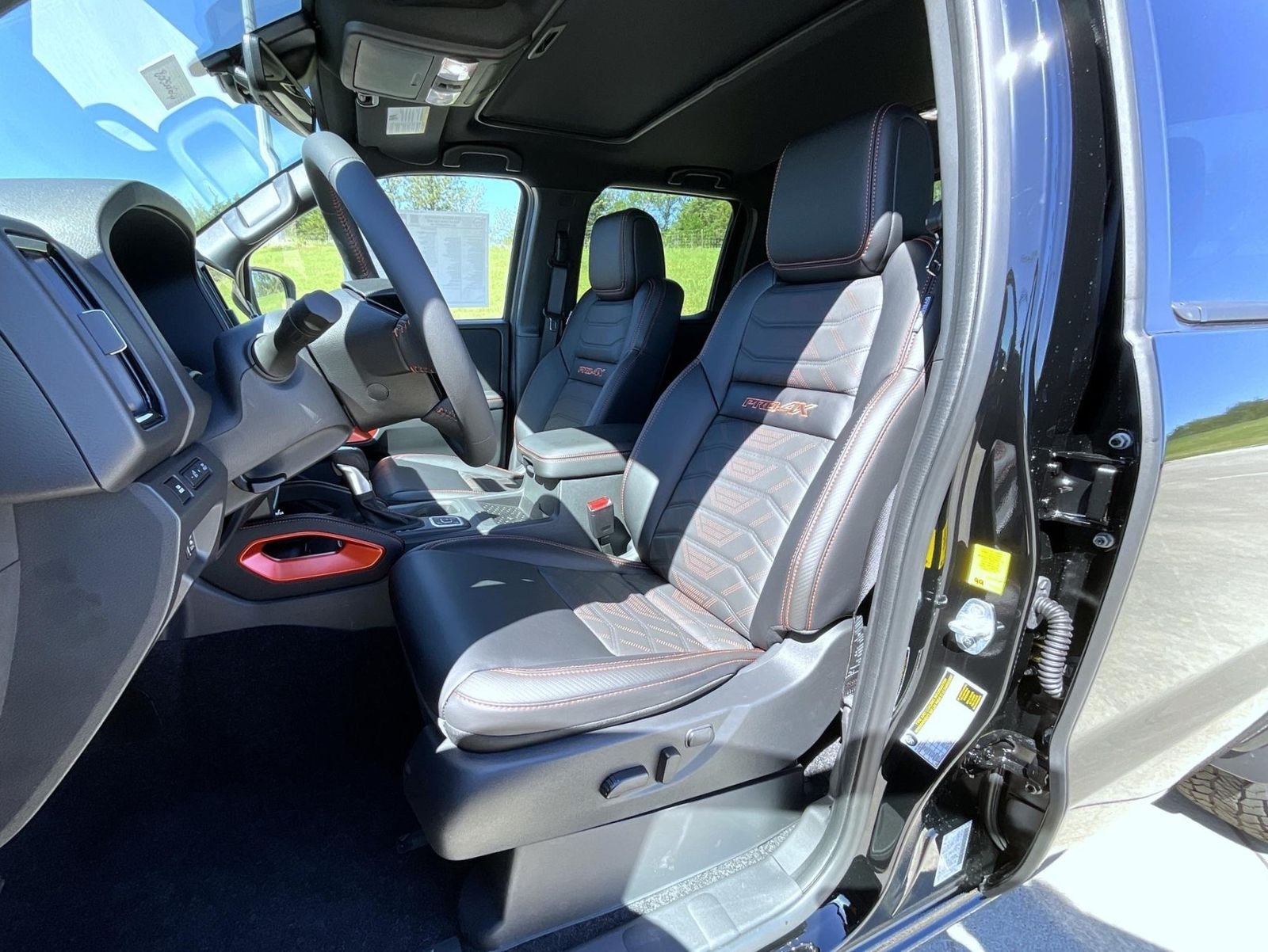 New 2026 Black Nissan PRO-4X image 10