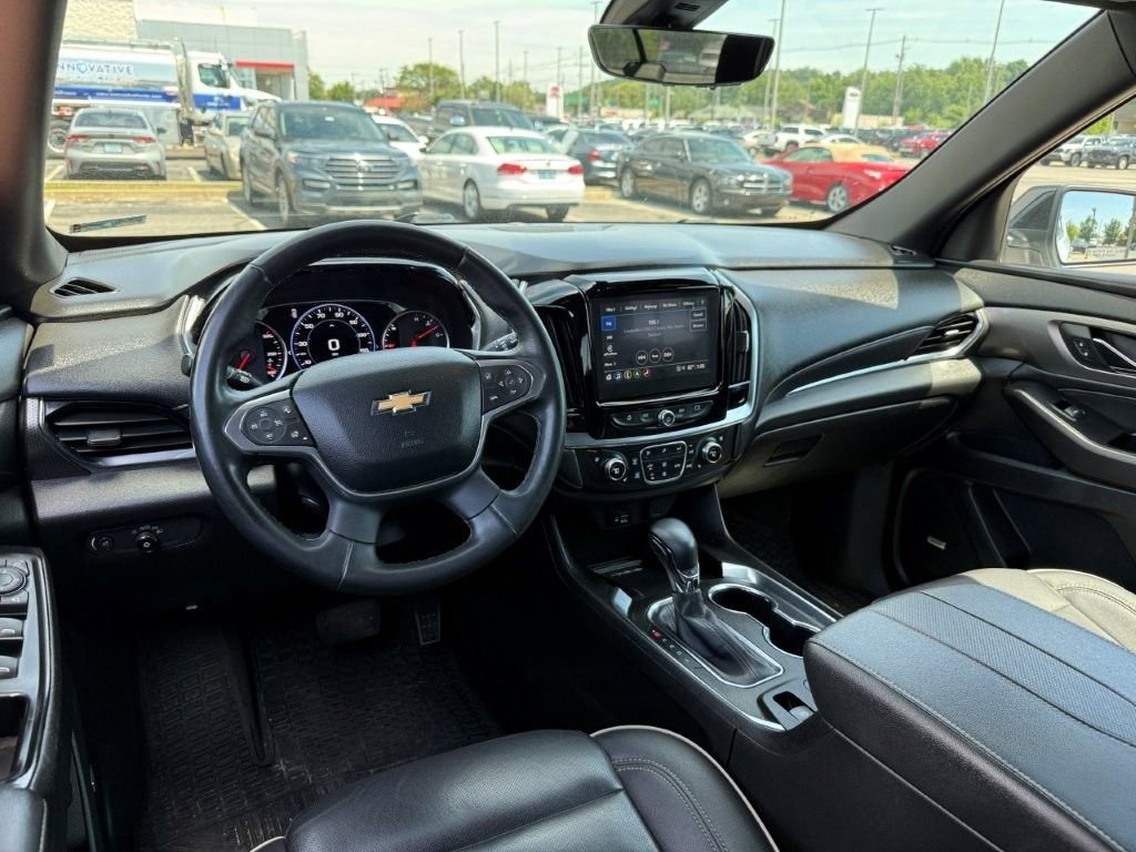 Used 2023 Summit White Chevrolet Premier image 20