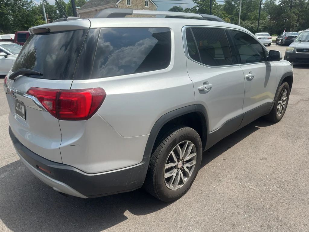 Used 2017 Quicksilver Metallic GMC SLE image 2