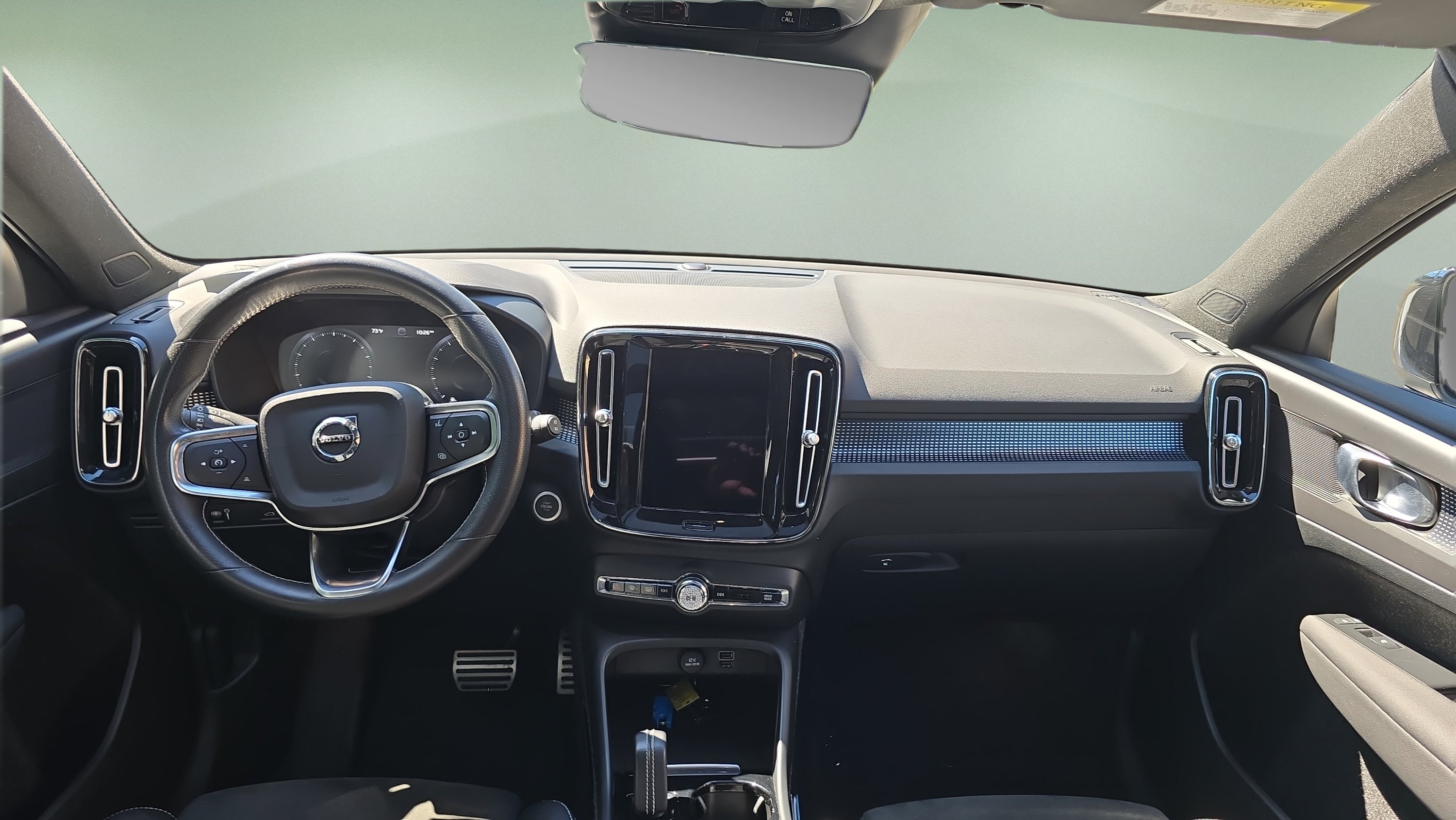 Used 2021 White Volvo T5 AWD R-Design image 12