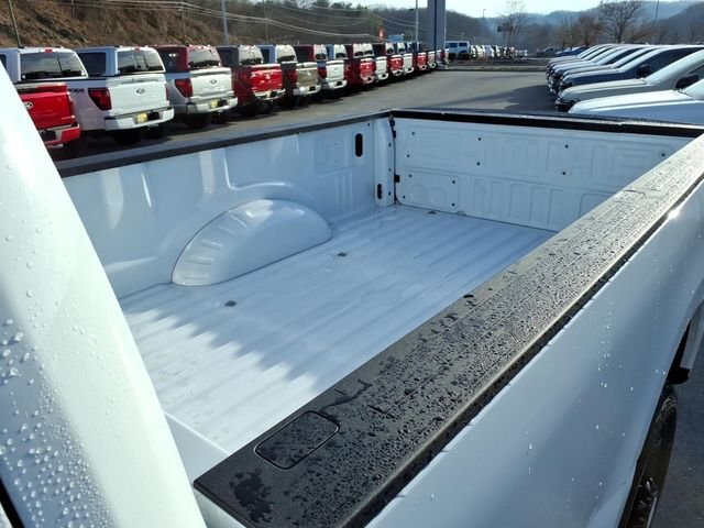 New 2026 Oxford White Ford F-350® XL image 20