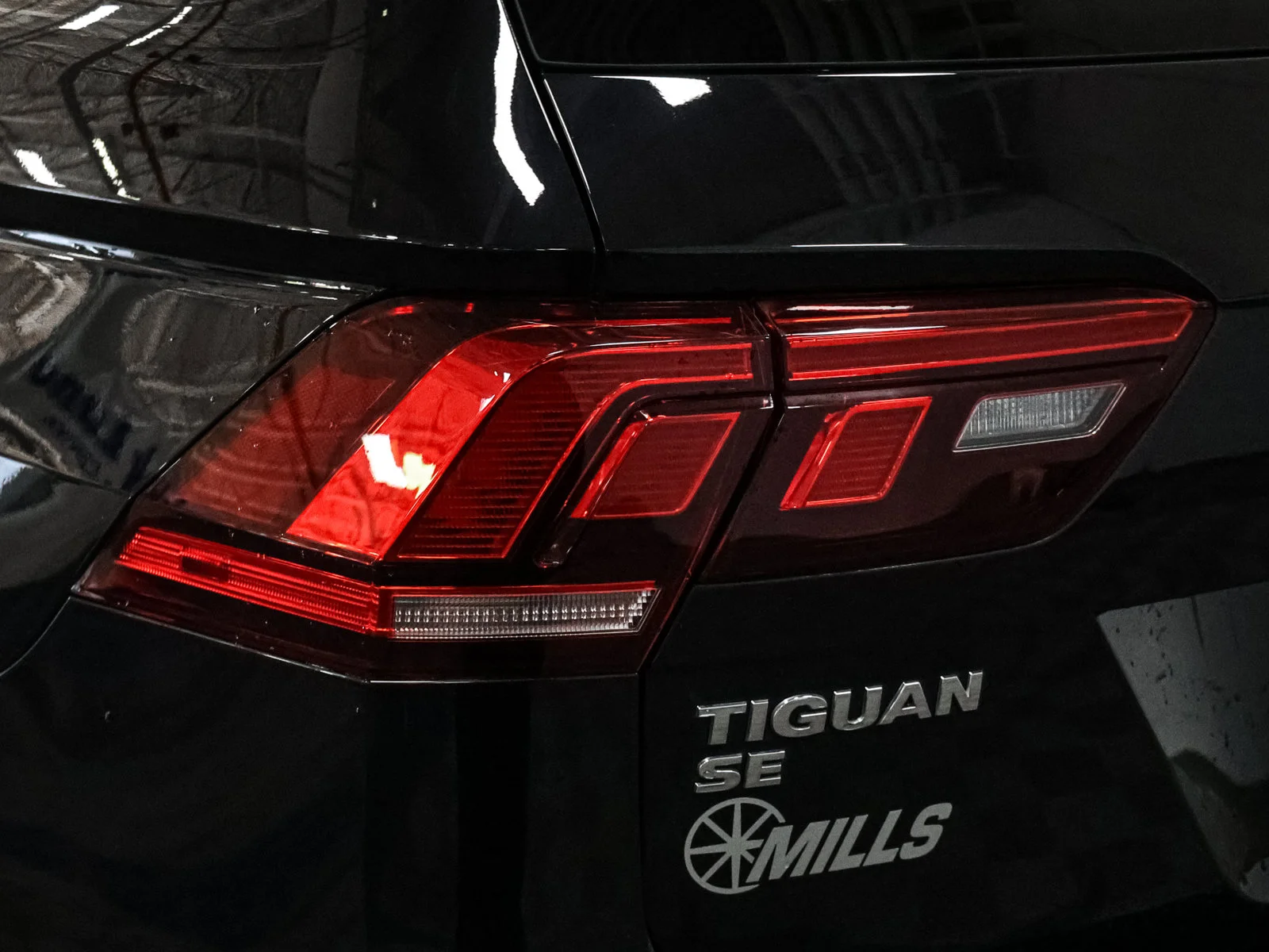 2021 Volkswagen Tiguan SE R-LINE BLACK - Photo 15