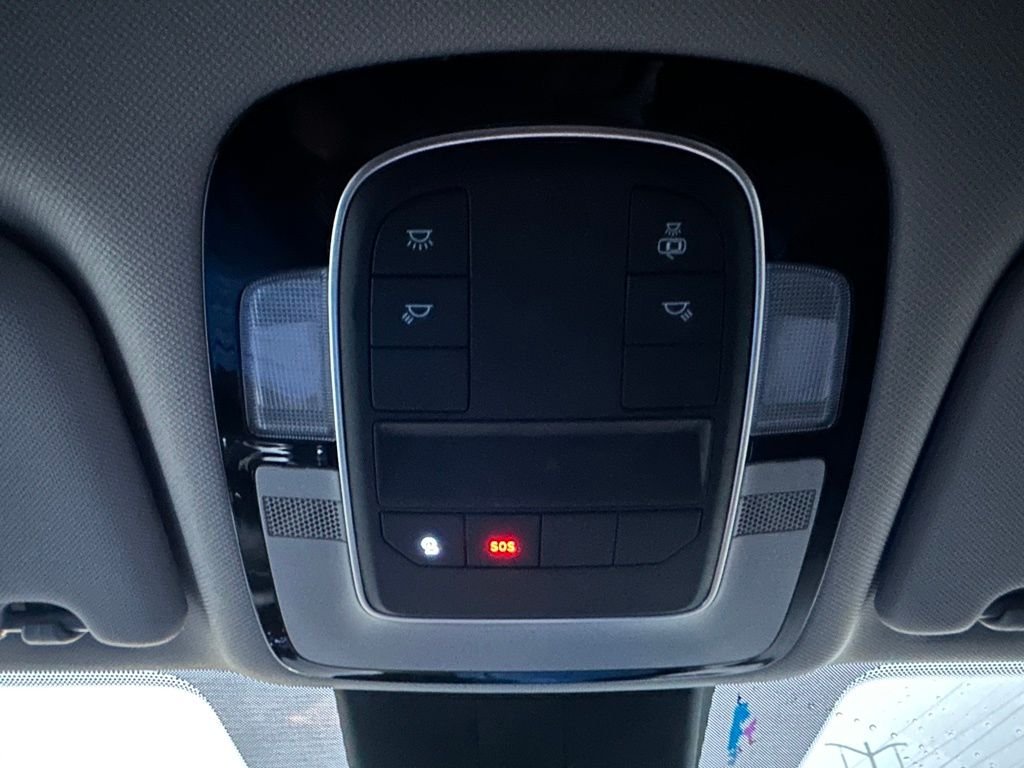 2022 Hyundai Santa Fe SEL - Photo 17