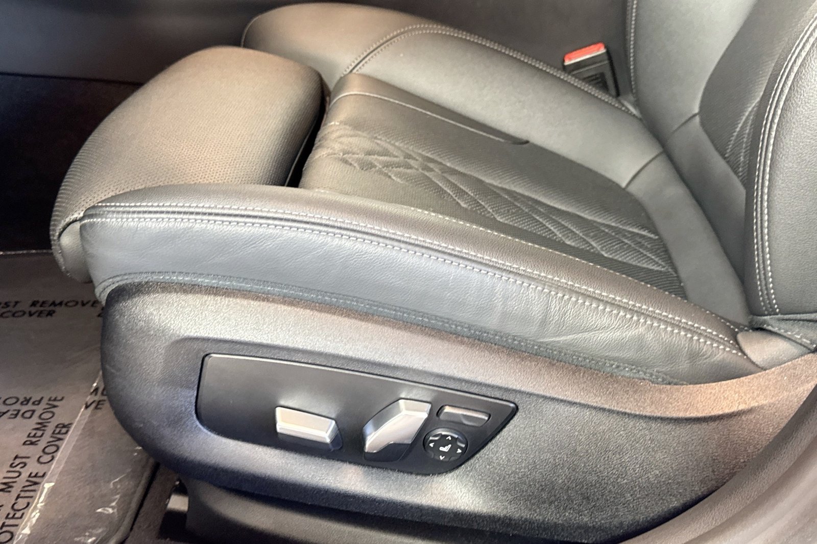 Used 2023 Alpine White BMW 540i image 18