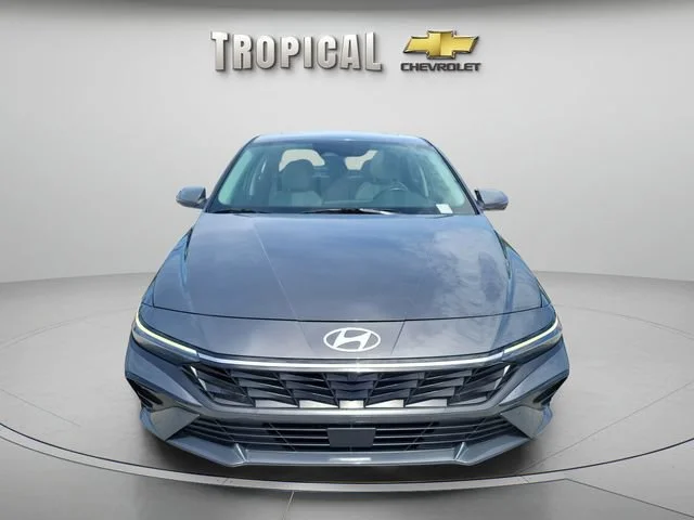 Used 2024 Gray Hyundai Limited image 8