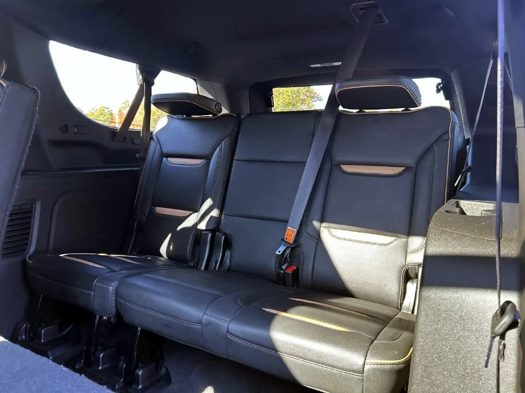 Used 2023 White Frost GMC AT4 image 23