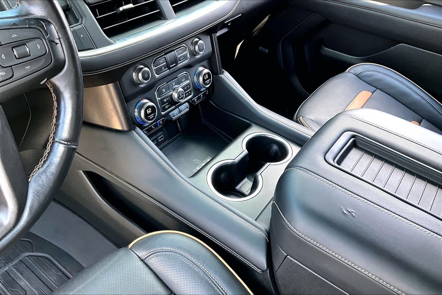 Used 2021 Onyx Black GMC AT4 image 17