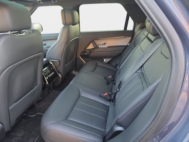 New 2026 Varesine Blue Land Rover Dynamic SE image 11