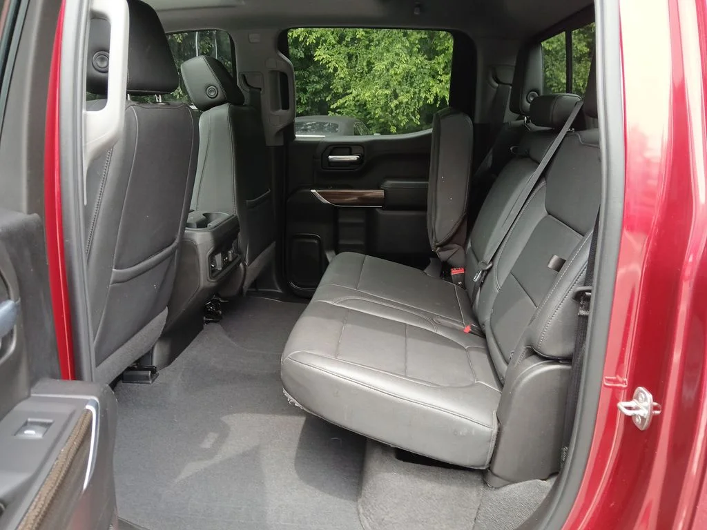 Used 2021 Red Chevrolet RST image 34