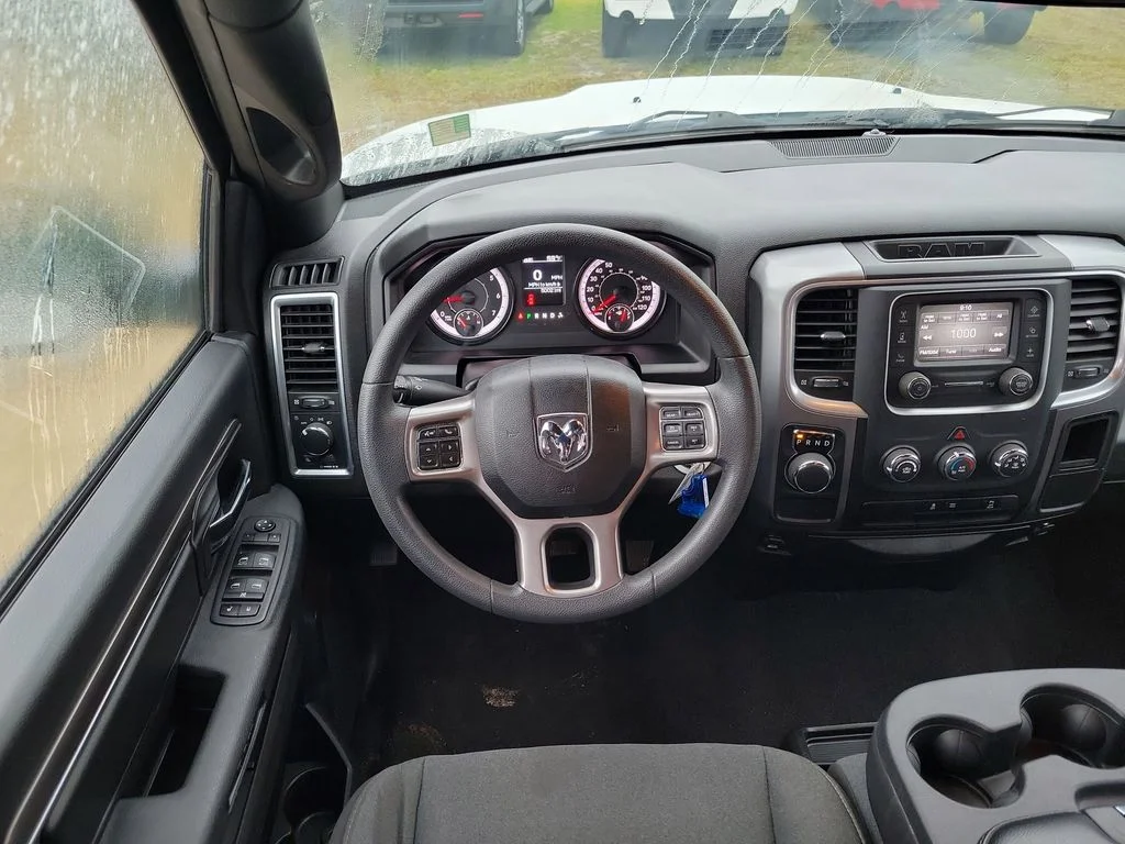 Used 2024 White Ram Warlock image 25