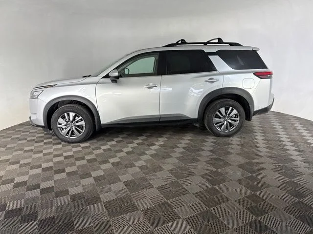 Used 2025 Silver Nissan SV image 8