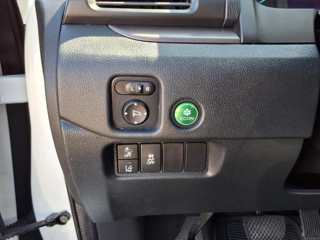 2022 Honda Pilot SE - Photo 17