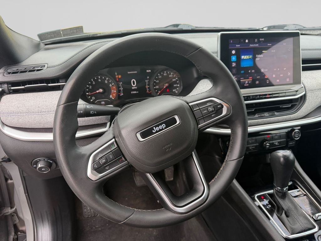 Used 2023 Gray Jeep Latitude image 13