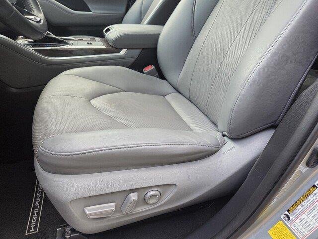 Used 2020 Celestial Silver Metallic Toyota Limited image 10