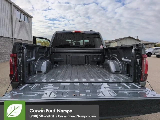 New 2026 Carbonized Gray Metallic Ford XLT image 27