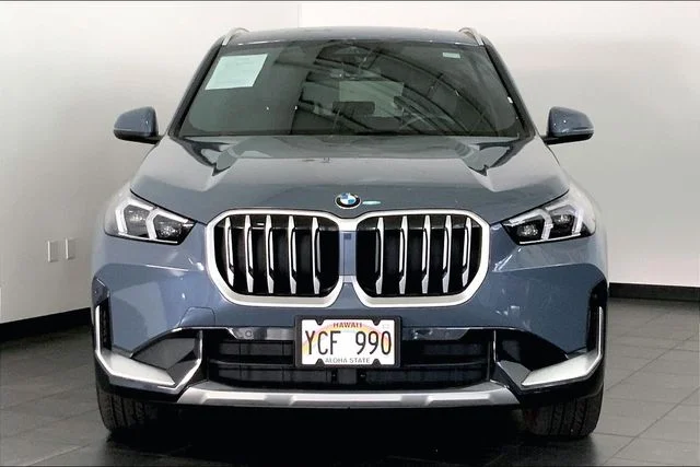 Used 2026 Storm Bay Metallic BMW xDrive28i image 3