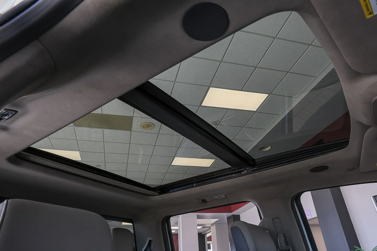 New 2026 Star White Metallic Tri-Coat Ford Platinum® image 46