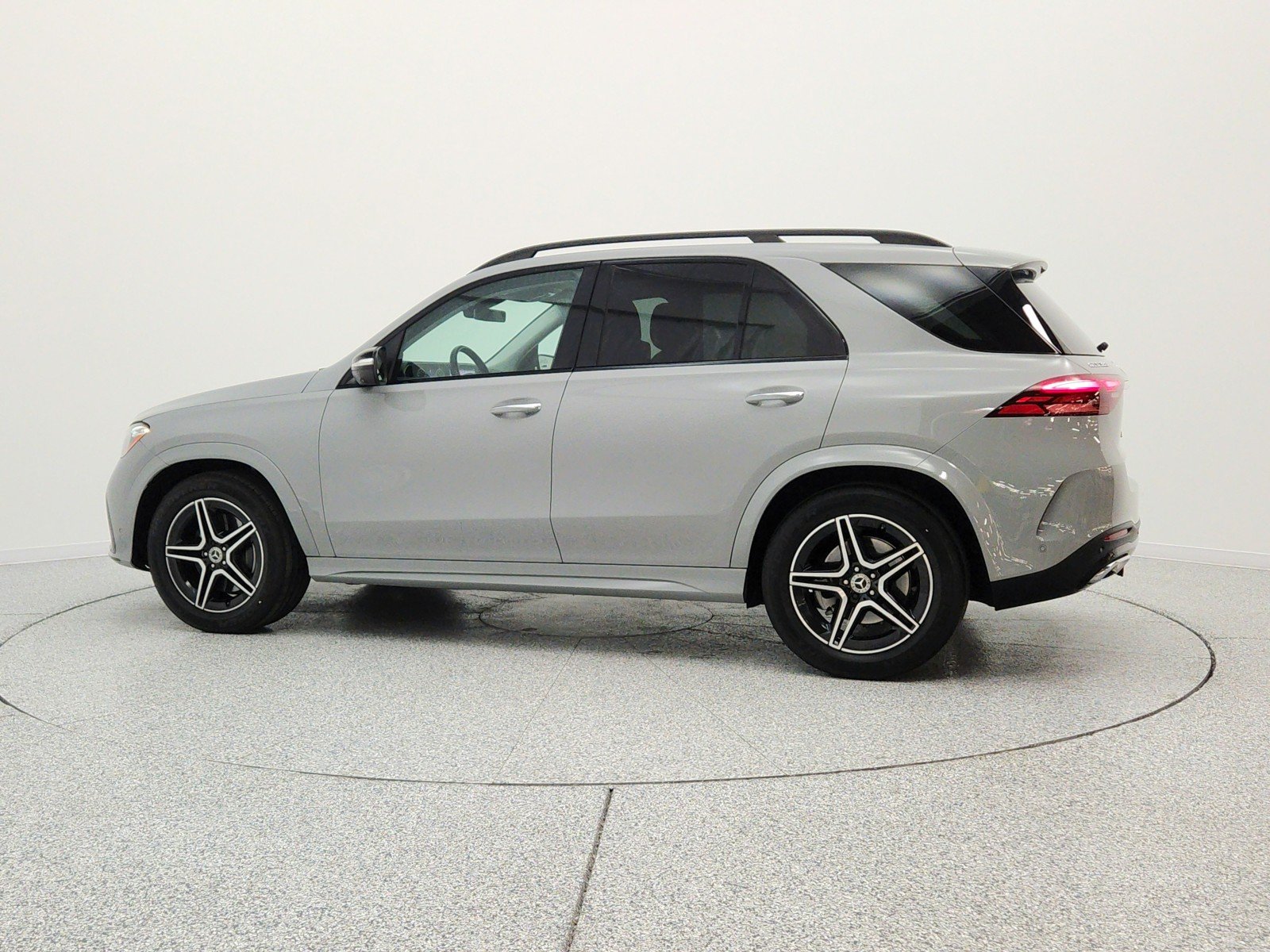 Certified Used 2024 MANUFAKTUR Alpine Grey Mercedes-Benz GLE 350 4MATIC® SUV image 8