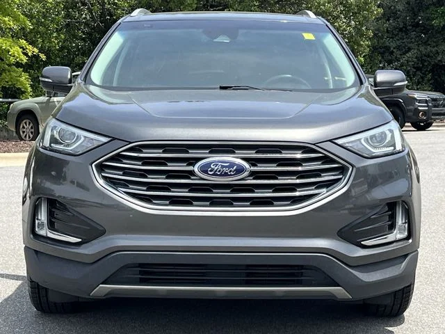 Used 2019 Gray Ford SEL image 5
