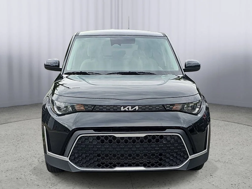 Used 2025 Black Kia LX image 8
