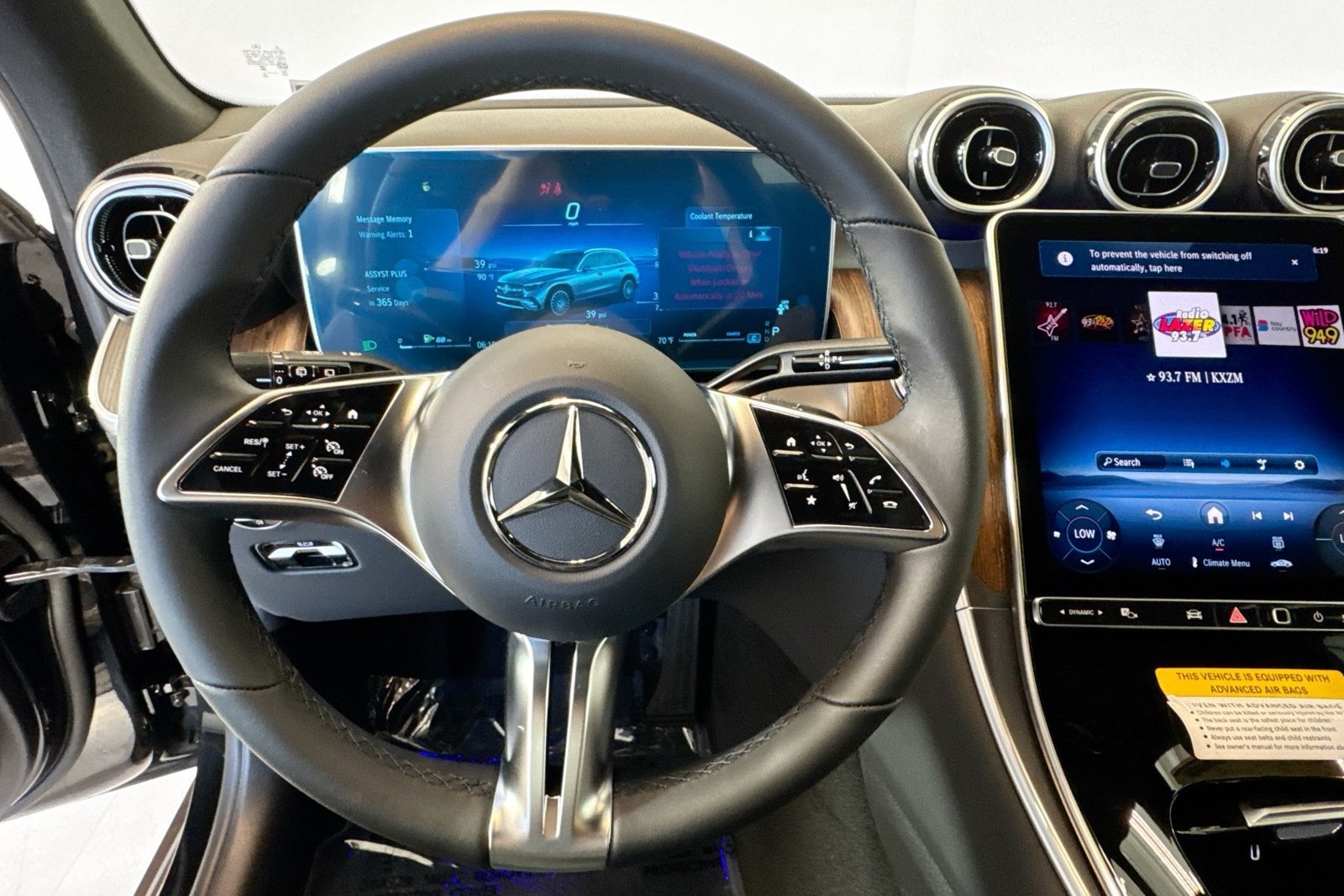 New 2026 Black Mercedes-Benz GLC 300 image 11