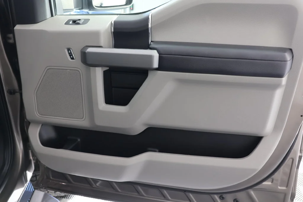 Used 2018 Stone Gray Metallic Ford XLT image 25