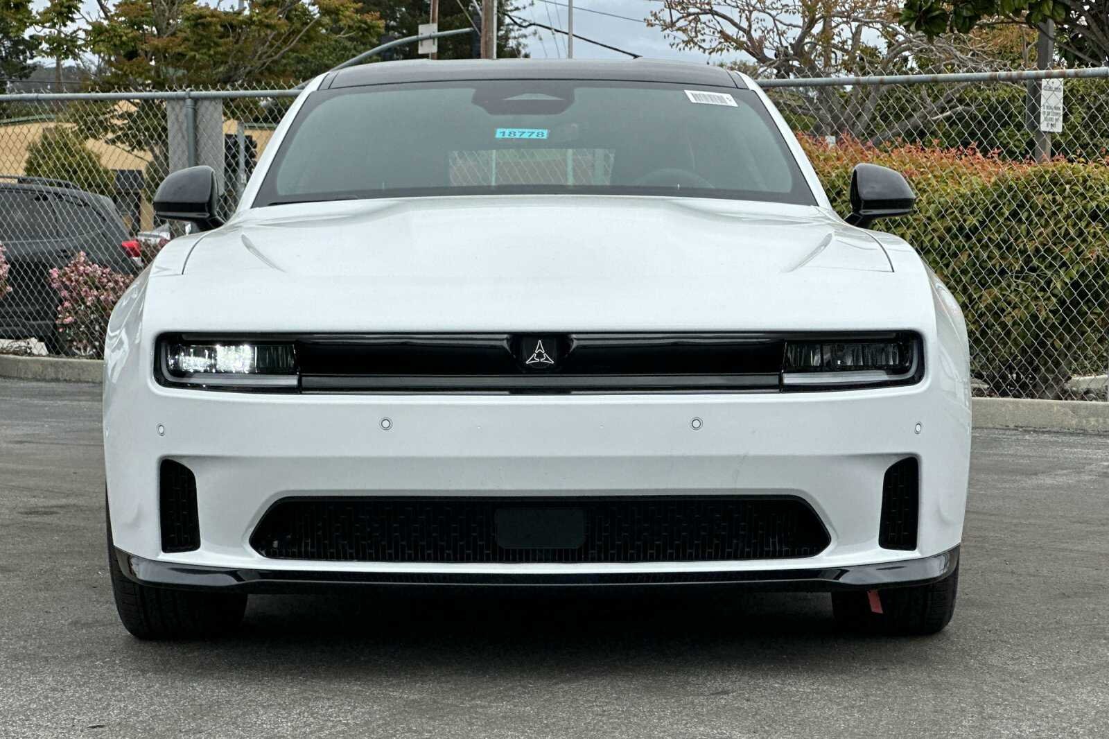 2025 Dodge Charger Daytona R/T - Photo 9