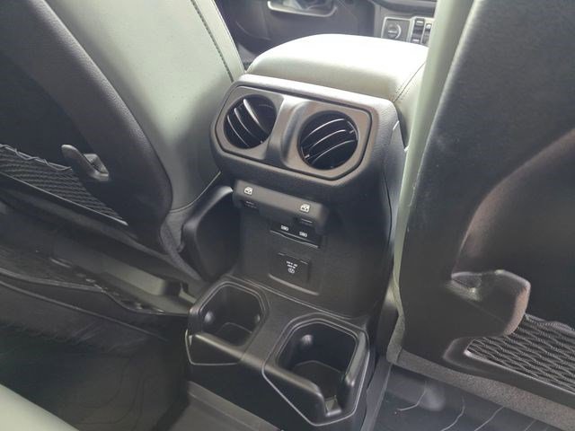 New 2026 Reign Exterior Paint Jeep Mojave X image 15