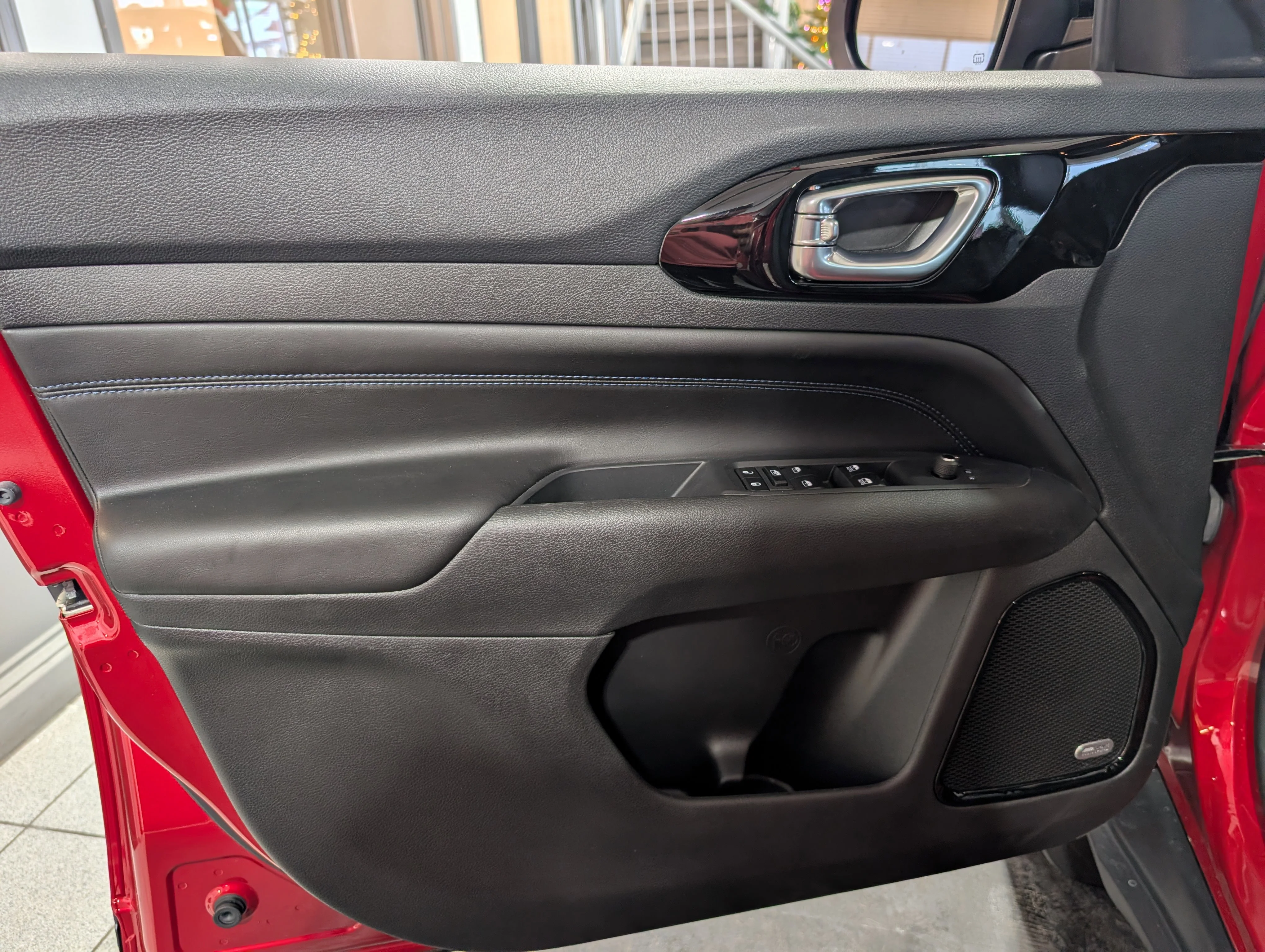 New 2025 Red Hot Pearl Jeep Altitude image 14
