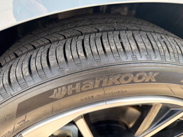 Used 2025 Gray Nissan SR image 29