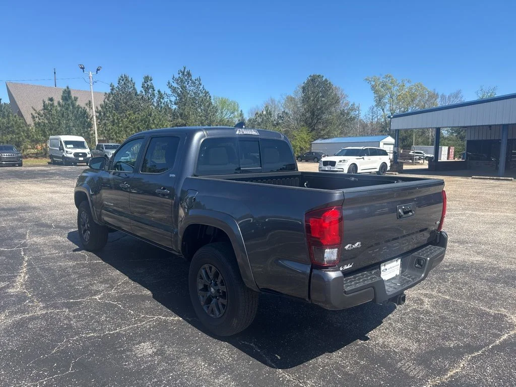 2023 Toyota Tacoma SR5 - Photo 16