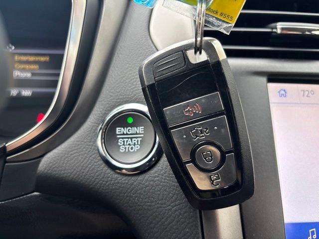 Used 2020 Black Ford SE image 21