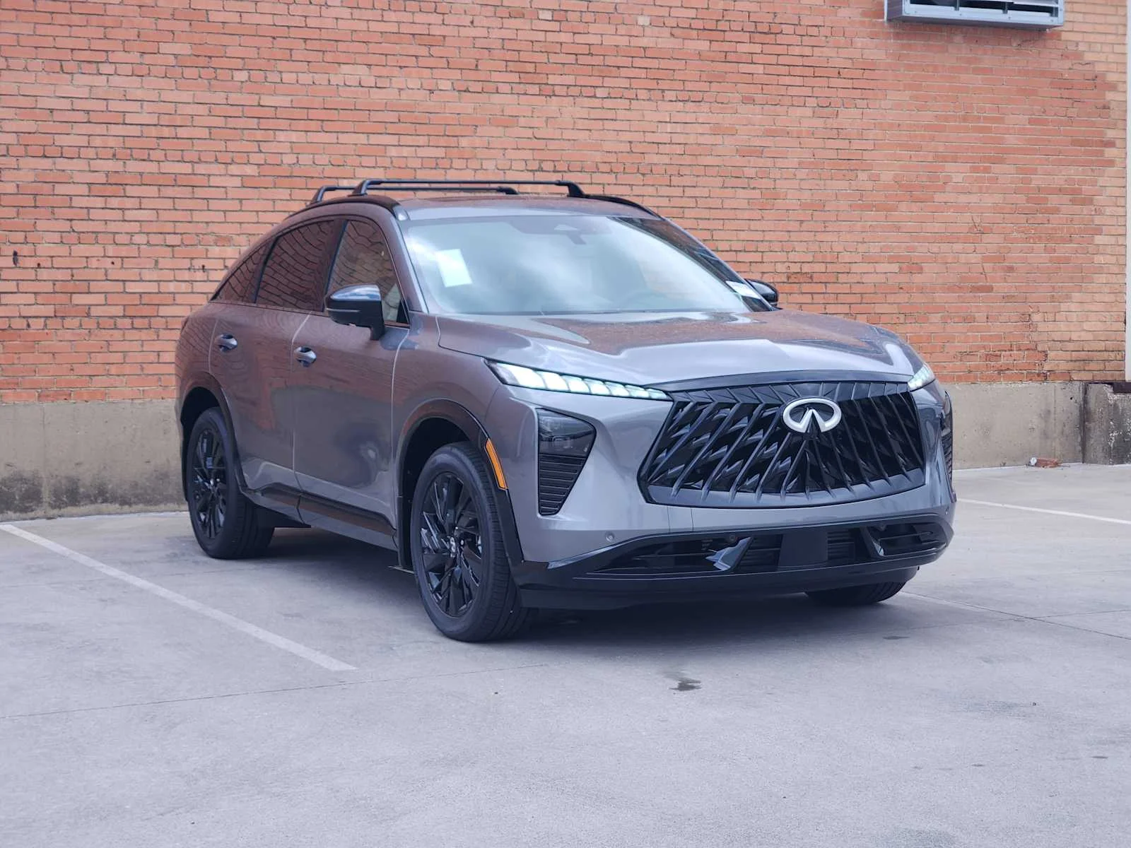 New 2027 Graphite Shadow INFINITI SPORT image 2