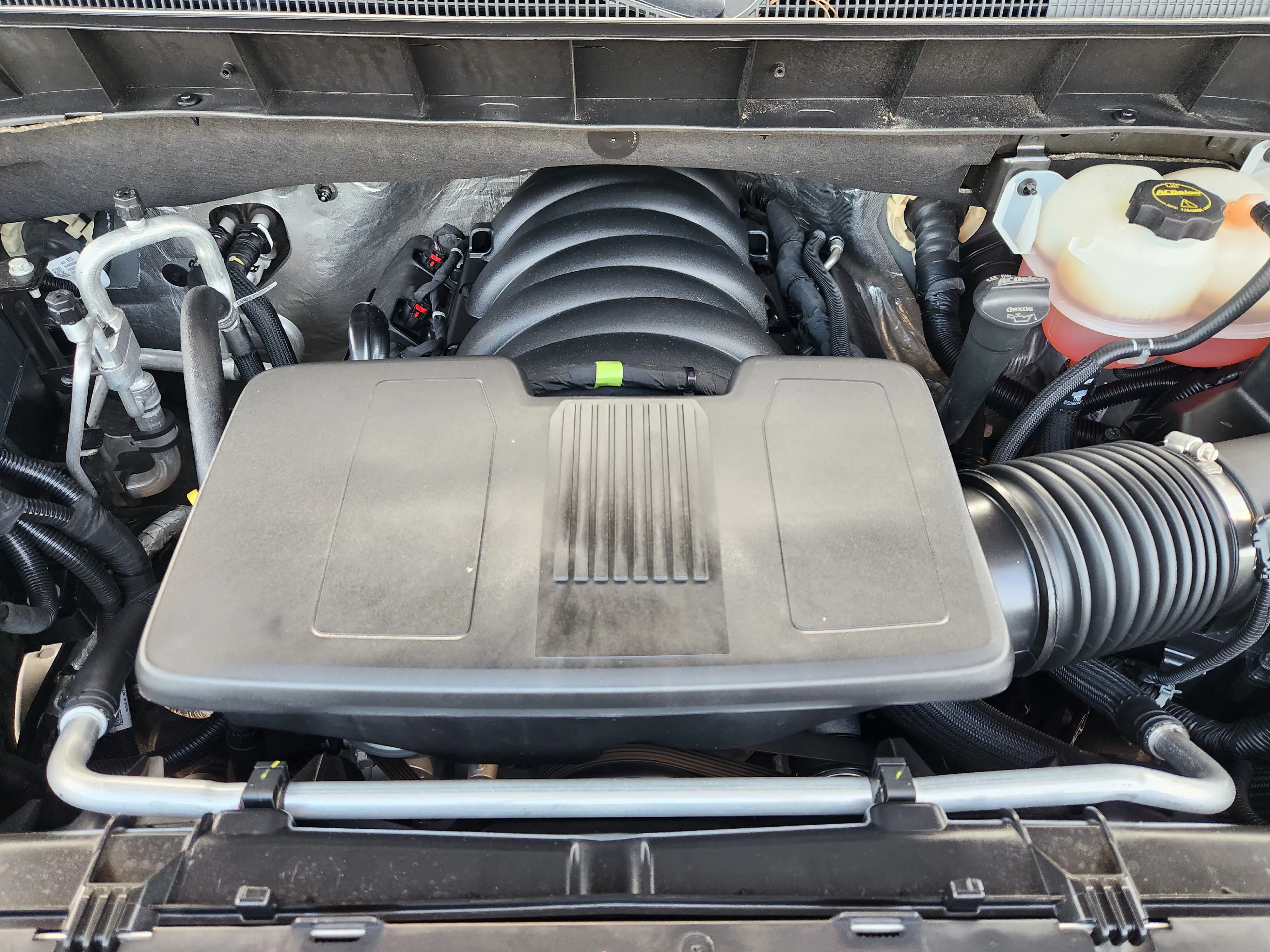Used 2025 Sterling Gray Metallic Chevrolet RST image 32