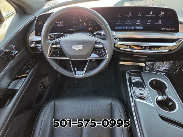 Used 2024 Green Cadillac Luxury image 14
