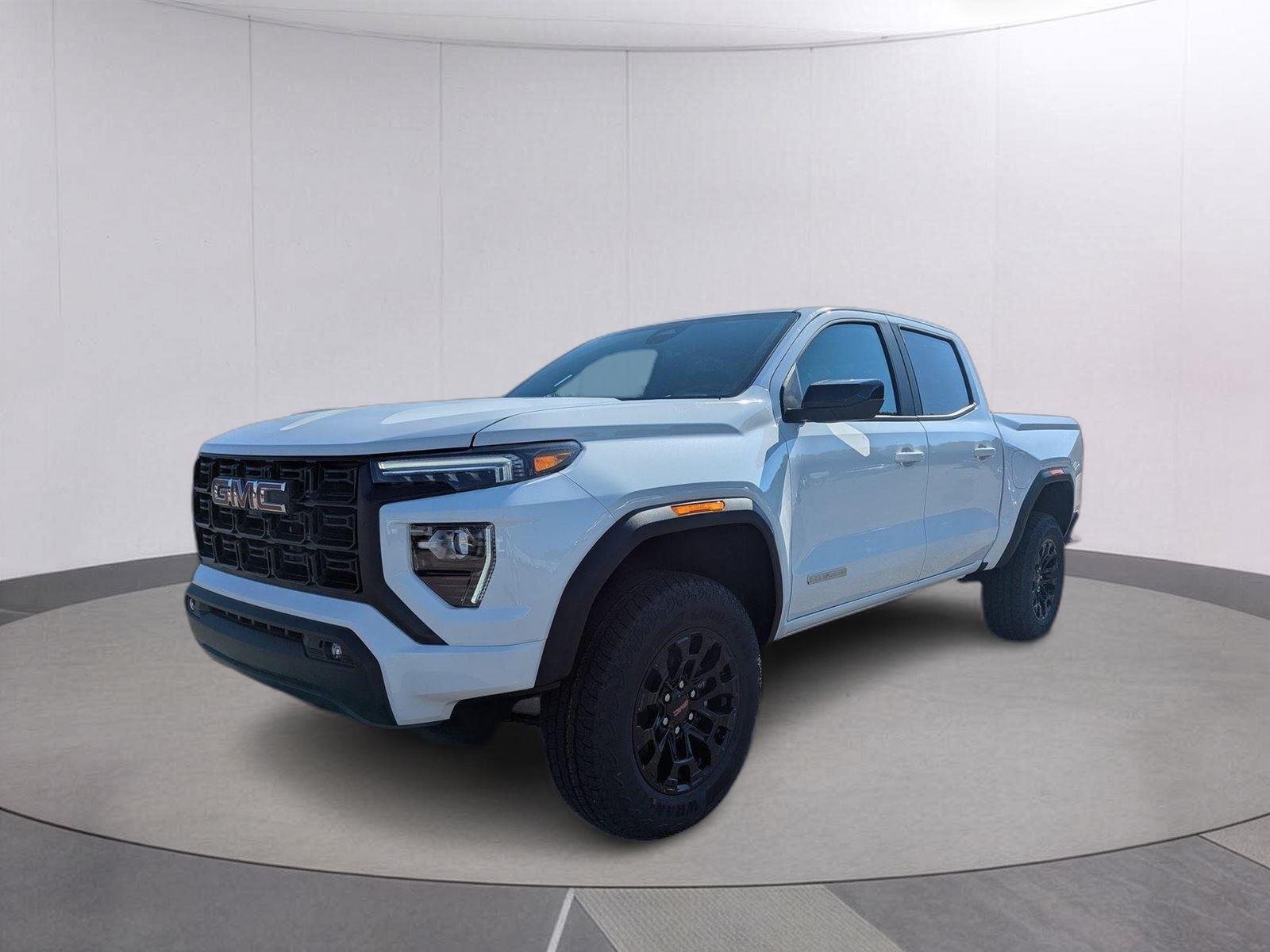 New 2026 Summit White GMC Elevation image 7