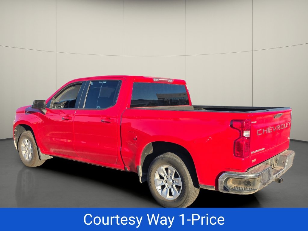 Used 2021 Red Chevrolet LT image 7